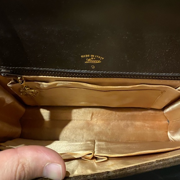 Gucci Rare Early Vintage Large GG Clutch Purse - Picture 13 of 13